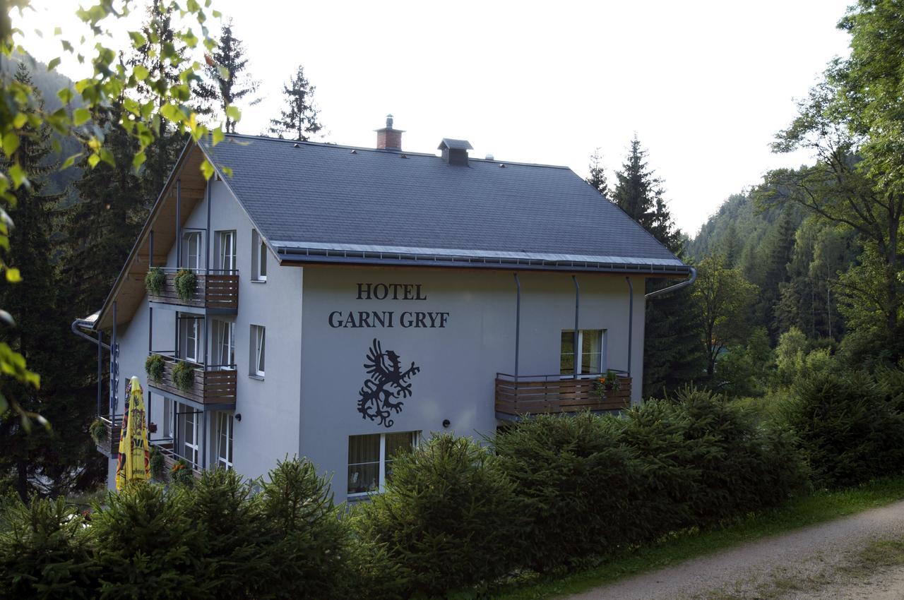 Apartmany Gryf Harrachov Eksteriør billede
